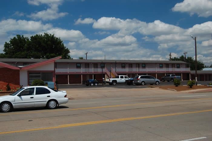 American Inn & Suites Childress Bagian luar foto